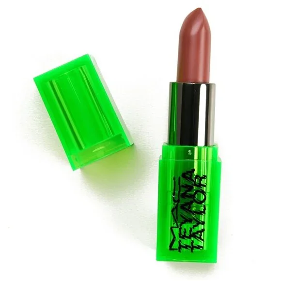 MAC Cosmetics Teyana Taylor lipstick I have a man - Picture 14 of 14